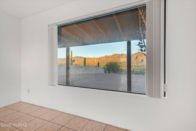 1608 W Placita Montuoso, Tucson, AZ 85737