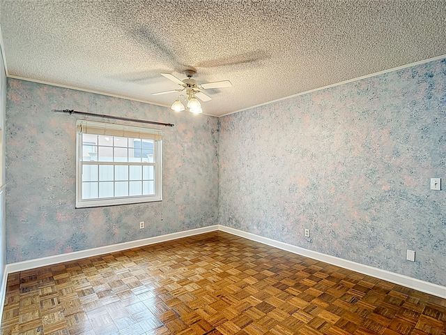 16851 LE CLARE SHORES DRIVE, Tampa, FL 33624