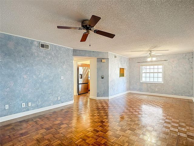 16851 LE CLARE SHORES DRIVE, Tampa, FL 33624