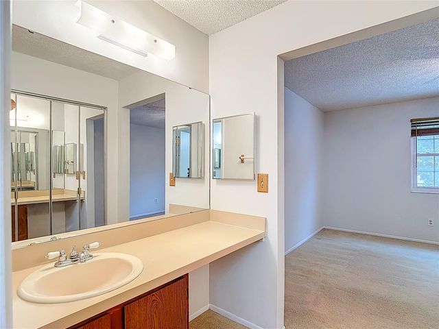 16851 LE CLARE SHORES DRIVE, Tampa, FL 33624