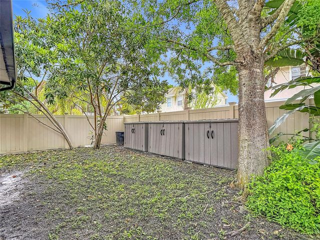 16851 LE CLARE SHORES DRIVE, Tampa, FL 33624