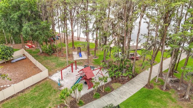 16851 LE CLARE SHORES DRIVE, Tampa, FL 33624