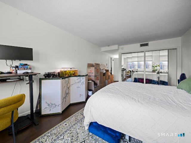 799 Prospect Avenue APT C6, West Hartford, CT 06105