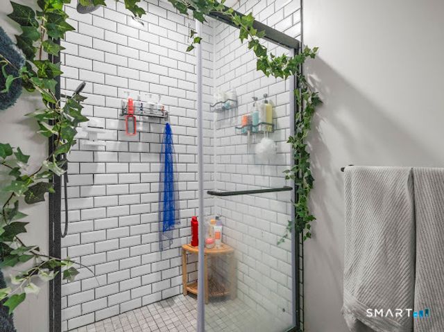 799 Prospect Avenue APT C6, West Hartford, CT 06105