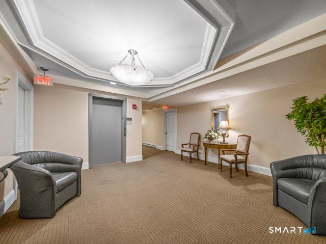 799 Prospect Avenue APT C6, West Hartford, CT 06105