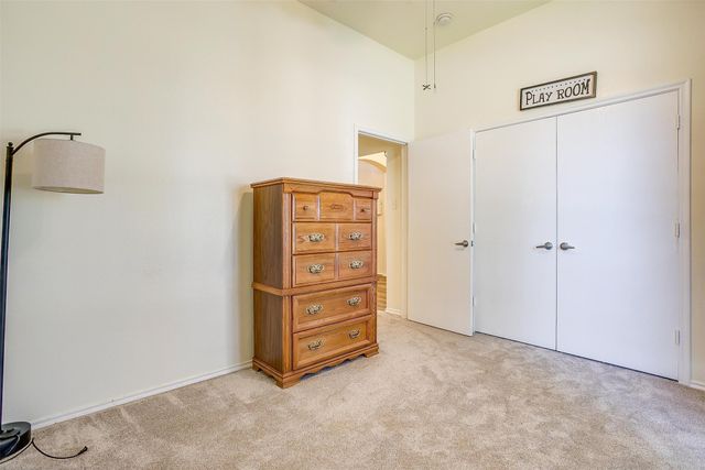 909 Hunter Lane, Burleson, TX 76028