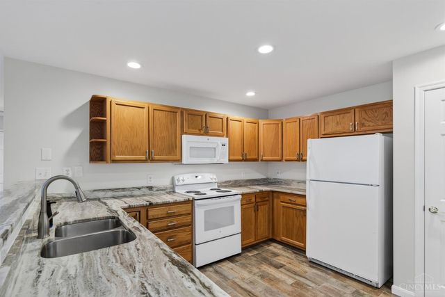 10478 Jesica Lane, Harrison, OH 45030