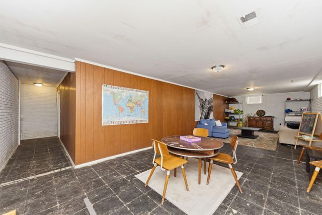 126 Honeysuckle Drive, Florence, KY 41042