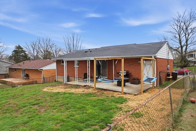 126 Honeysuckle Drive, Florence, KY 41042