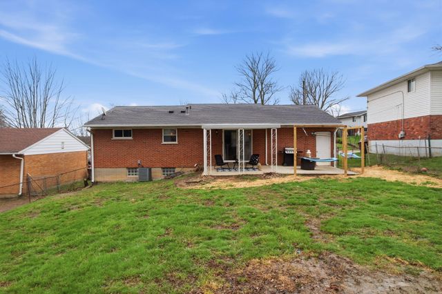 126 Honeysuckle Drive, Florence, KY 41042