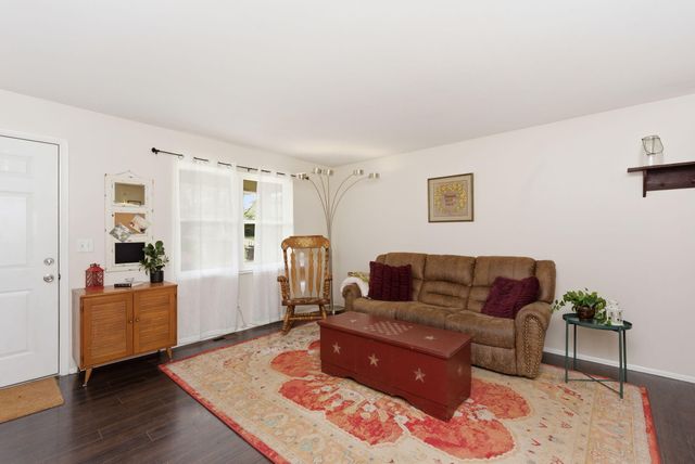 126 Honeysuckle Drive, Florence, KY 41042