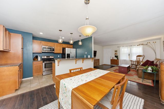 126 Honeysuckle Drive, Florence, KY 41042