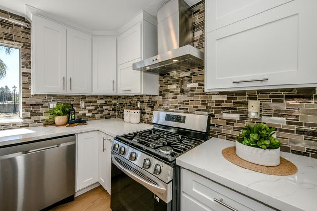 5726 Jersey Dr, Rocklin, CA 95765