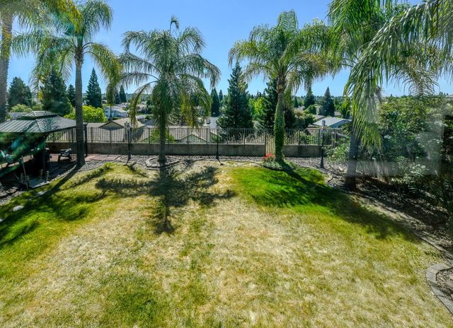 5726 Jersey Dr, Rocklin, CA 95765
