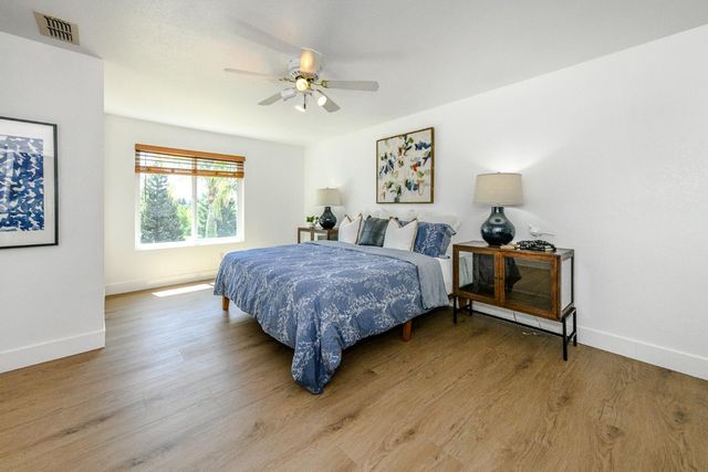 5726 Jersey Dr, Rocklin, CA 95765