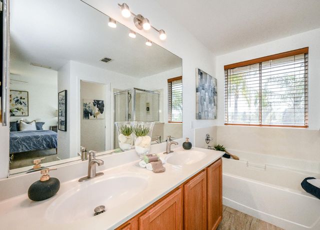 5726 Jersey Dr, Rocklin, CA 95765