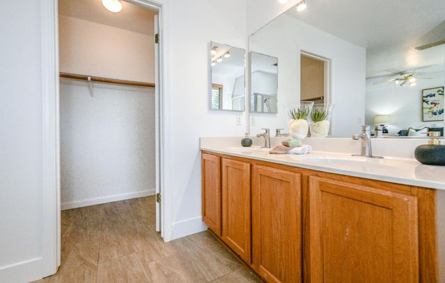 5726 Jersey Dr, Rocklin, CA 95765