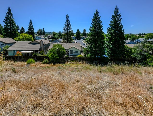 5726 Jersey Dr, Rocklin, CA 95765
