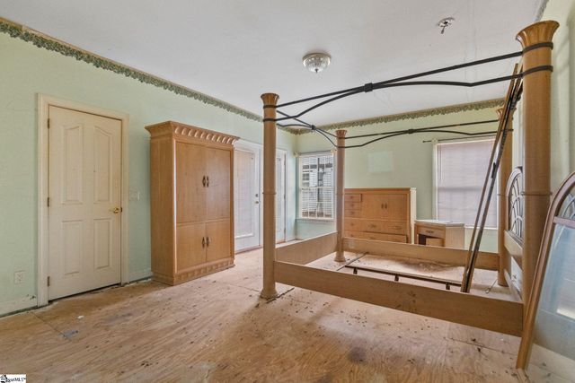 57 Hungate Drive, Travelers Rest, SC 29690