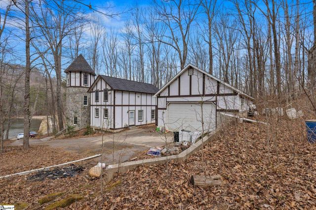 57 Hungate Drive, Travelers Rest, SC 29690