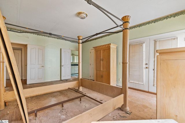 57 Hungate Drive, Travelers Rest, SC 29690