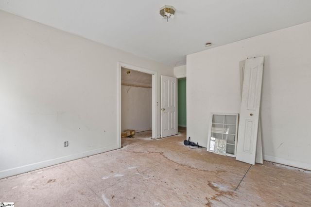 57 Hungate Drive, Travelers Rest, SC 29690