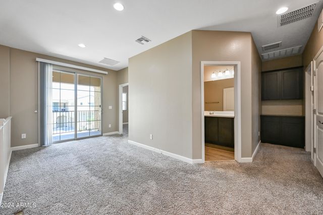 1367 S Country Club Drive Unit 1101, Mesa, AZ 85210