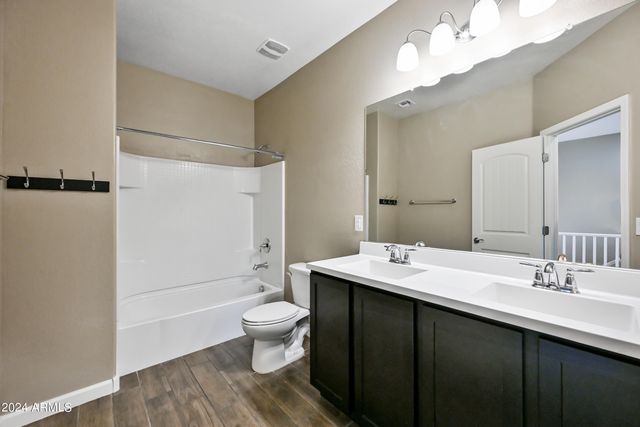 1367 S Country Club Drive Unit 1101, Mesa, AZ 85210