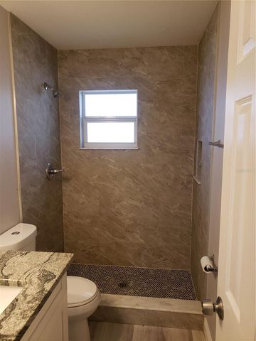 107 W CLAY AVENUE 2, Brandon, FL 33510