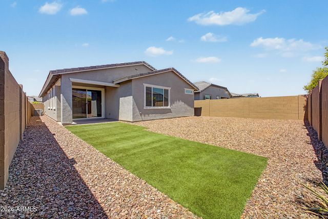 3063 E HAYFIELD Way, San Tan Valley, AZ 85140