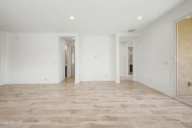 3063 E HAYFIELD Way, San Tan Valley, AZ 85140