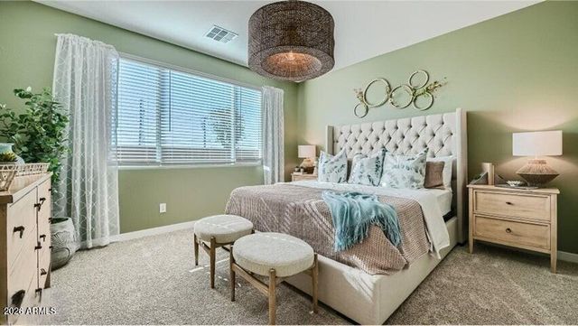 3063 E HAYFIELD Way, San Tan Valley, AZ 85140
