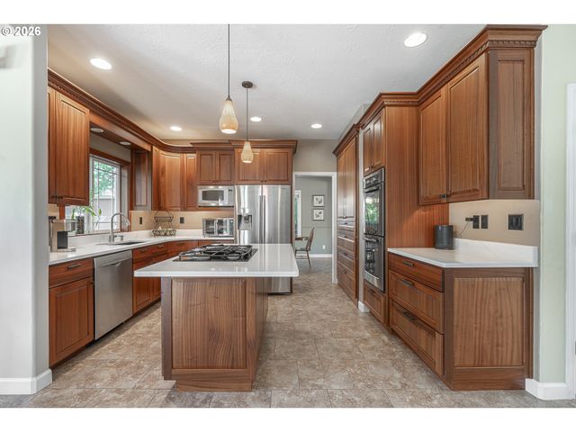 1157 POLLYANNE Ave, Salem, OR 97306