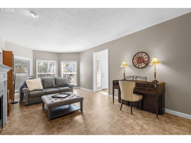 1157 POLLYANNE Ave, Salem, OR 97306