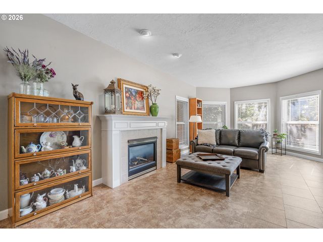 1157 POLLYANNE Ave, Salem, OR 97306