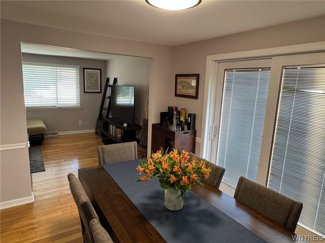 52 Parkview Court, Lancaster, NY 14086