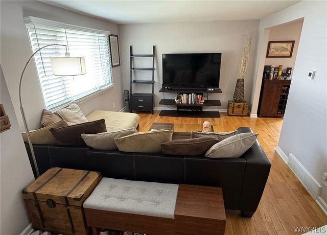 52 Parkview Court, Lancaster, NY 14086