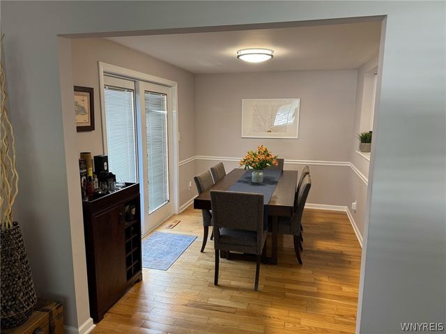 52 Parkview Court, Lancaster, NY 14086