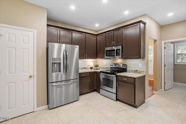 3005 Yorkmont Court, Apex, NC 27502