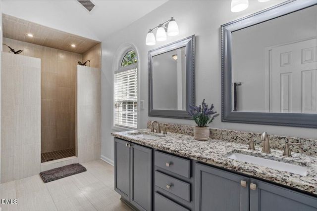 3005 Yorkmont Court, Apex, NC 27502