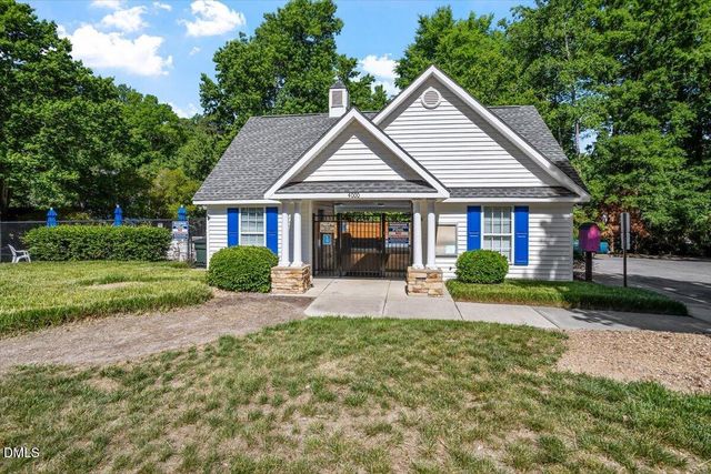 3005 Yorkmont Court, Apex, NC 27502