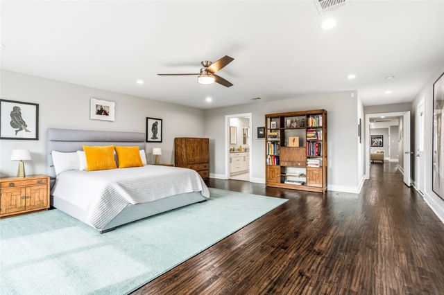 1318 Glenfield Avenue, Dallas, TX 75224