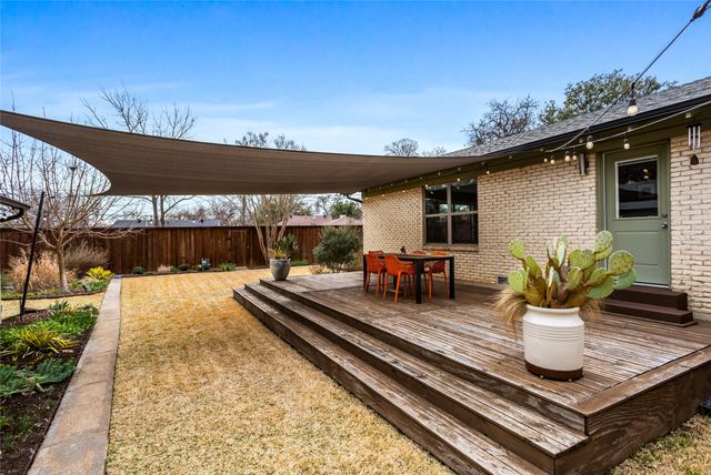 1318 Glenfield Avenue, Dallas, TX 75224