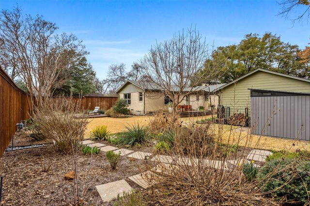 1318 Glenfield Avenue, Dallas, TX 75224