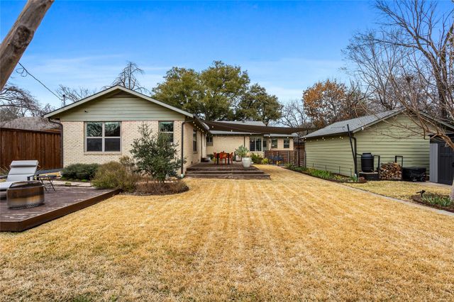 1318 Glenfield Avenue, Dallas, TX 75224