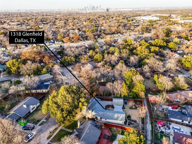 1318 Glenfield Avenue, Dallas, TX 75224