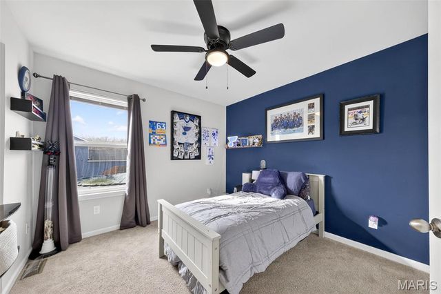 15 Hollow Tree Court, Winfield, MO 63389