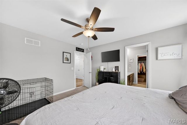 15 Hollow Tree Court, Winfield, MO 63389