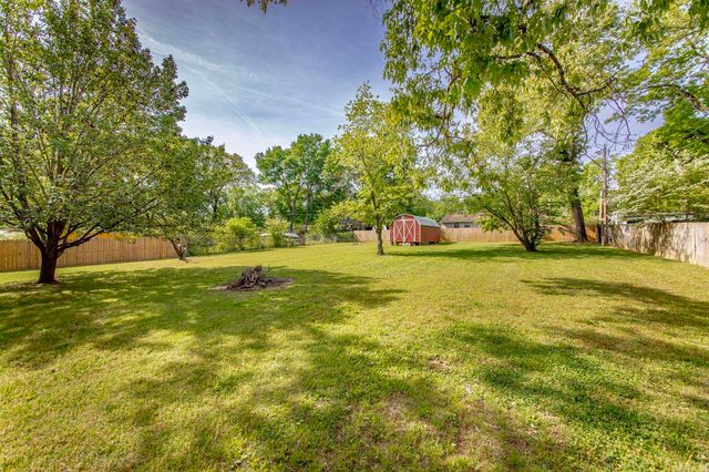2921 Kellogg Acres Road, North Little Rock, AR 72120
