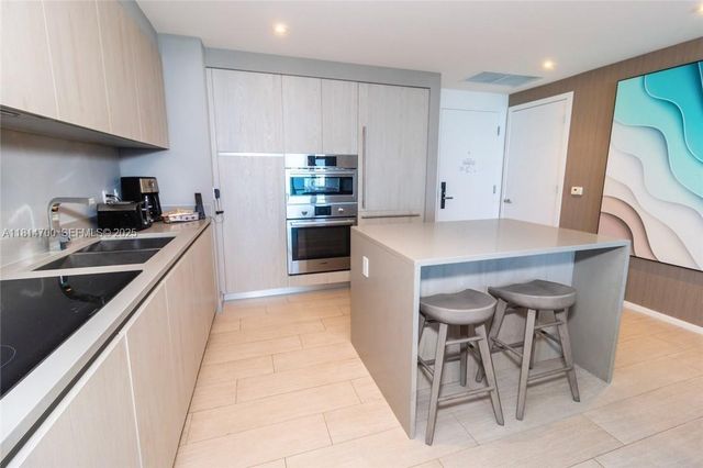 4010 S Ocean Drive R1905, Hollywood, FL 33019